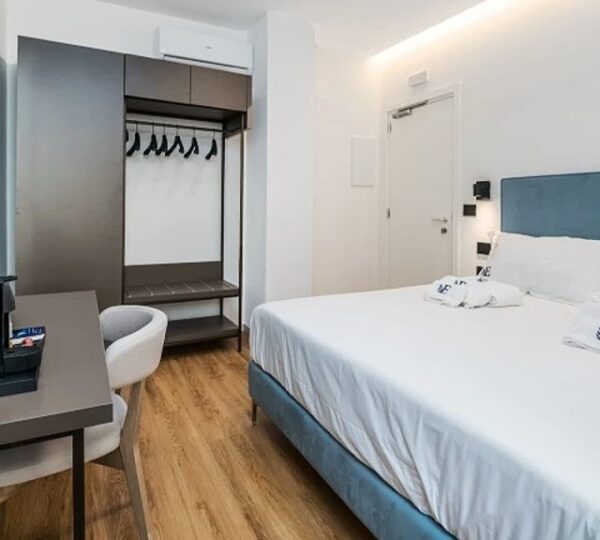 Ermes Suite & Rooms