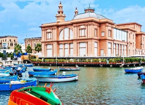 Teatro Margherita Bari, Puglia | DomusCharme - Prenota ORA